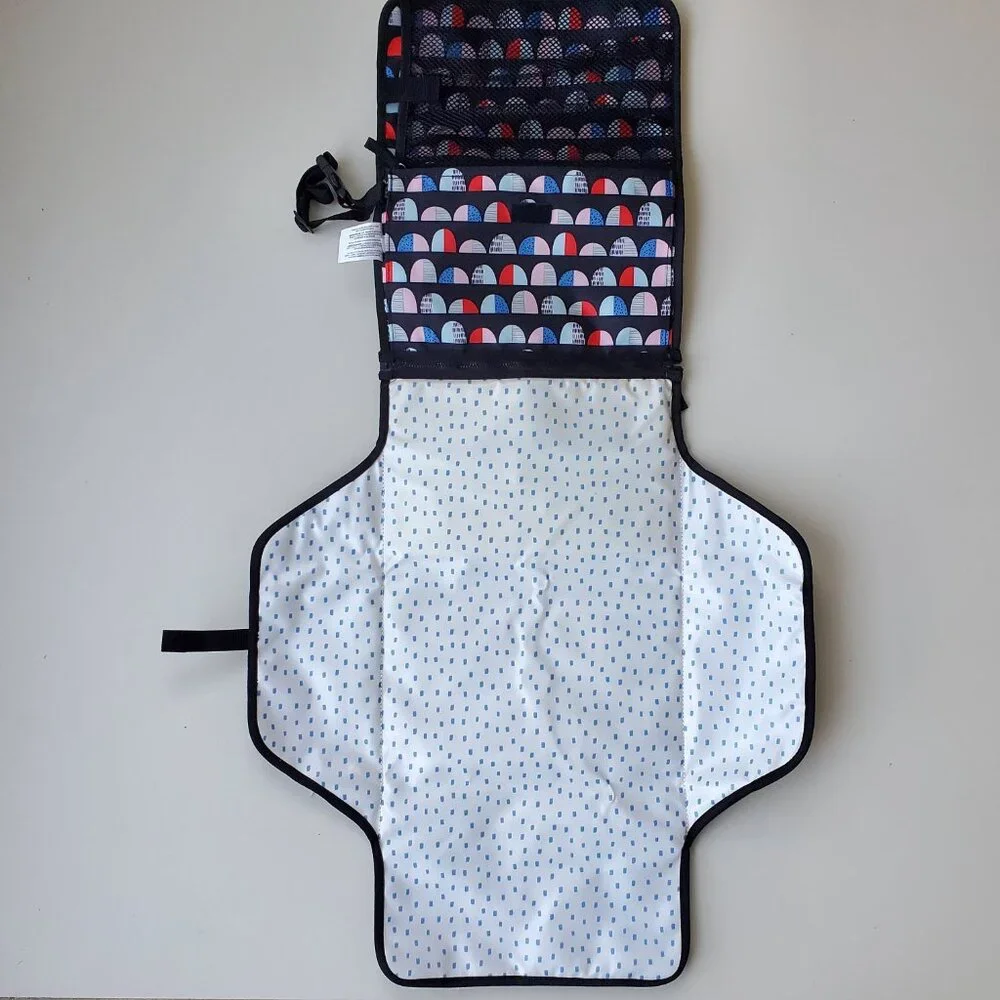 Skip Hop Pronto Diaper changing station nwot